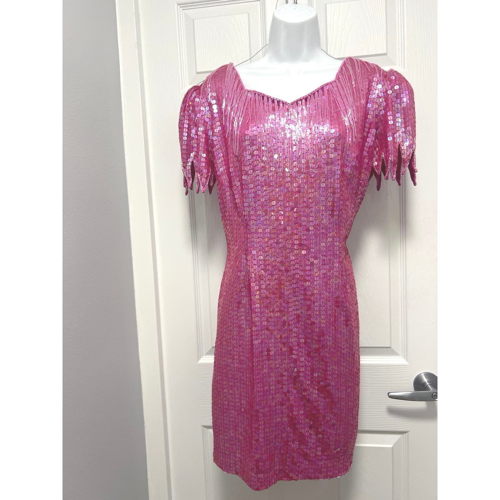 Sale ! Nadine Pink Formal Cocktail Dress Pink Sequin V Dress. Size L Sale!!!